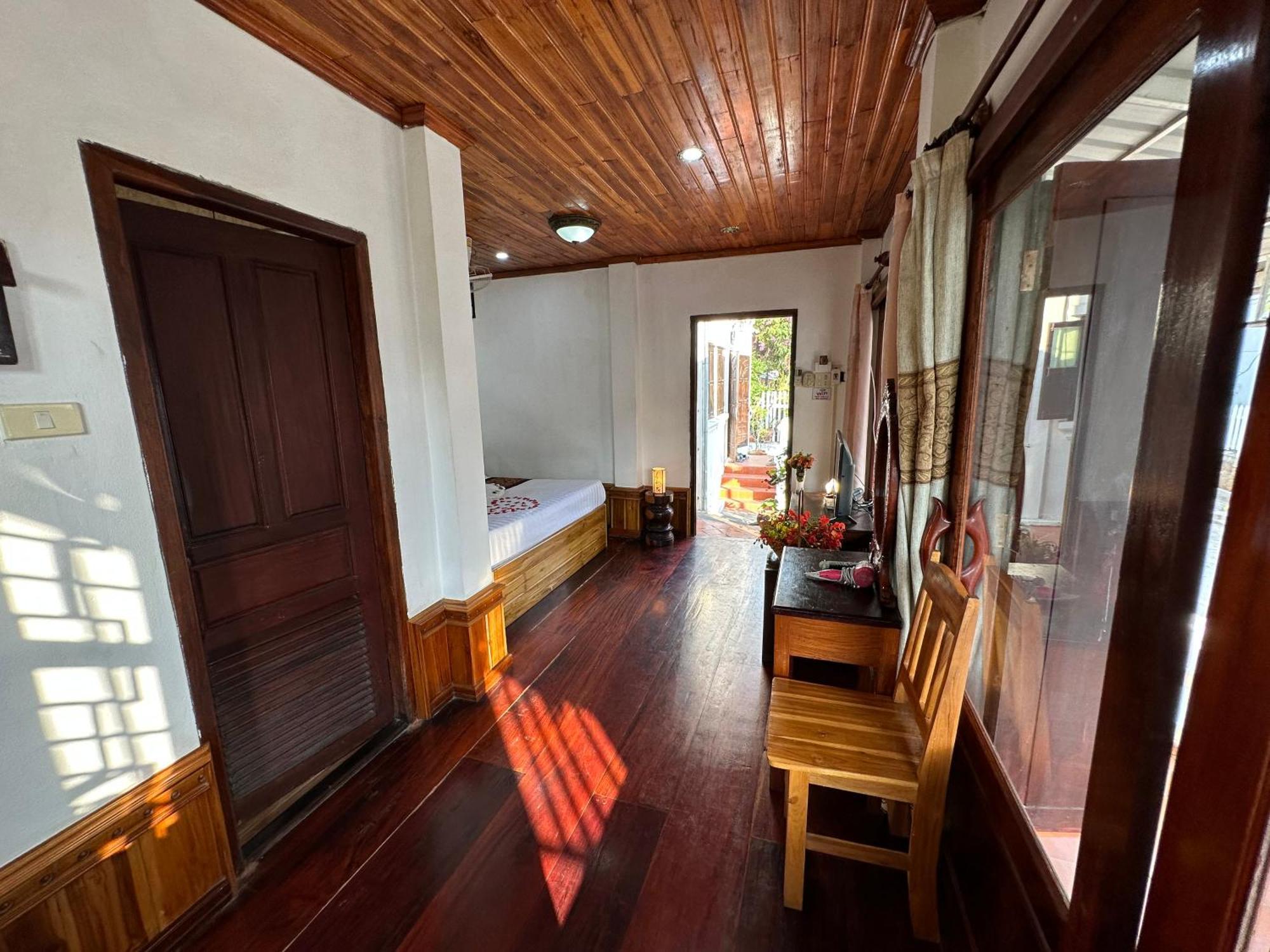 Villa Thida Mekong Riverside Луанг Прабанг Стая снимка